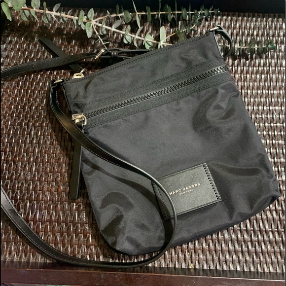 Marc Jacobs NS Nylon crossbody bag (black) - Picture 5 of 14